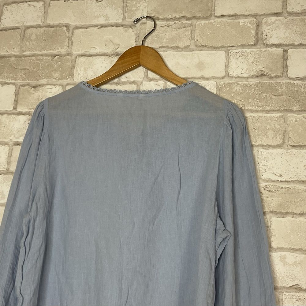Lucky Brand Light Blue Crochet Trim Blouse Size L - Picture 12 of 16